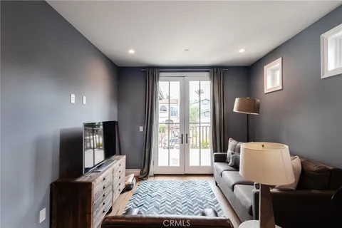 $6,250,000 | 1801 Oak Avenue, Manhattan Beach, CA 90266