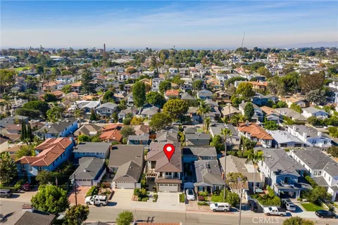 $6,250,000 | 1801 Oak Avenue, Manhattan Beach, CA 90266