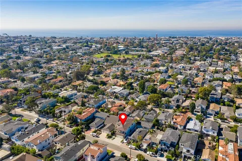 $6,250,000 | 1801 Oak Avenue, Manhattan Beach, CA 90266