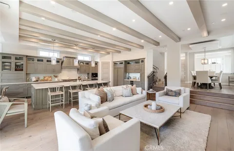 $6,250,000 | 1801 Oak Avenue, Manhattan Beach, CA 90266