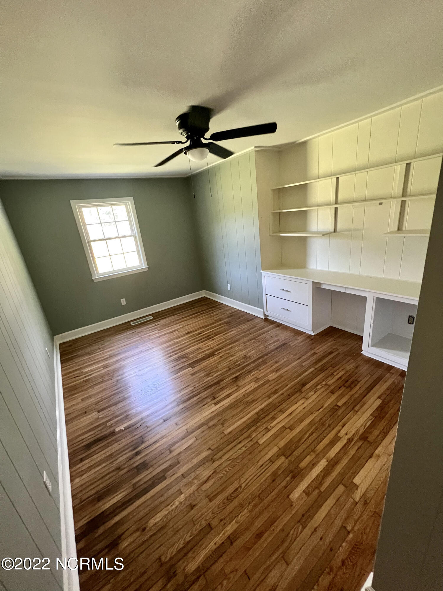 409 Hardy Avenue New Bern, NC 28560 - Photo 13 of 20 Bedroom3