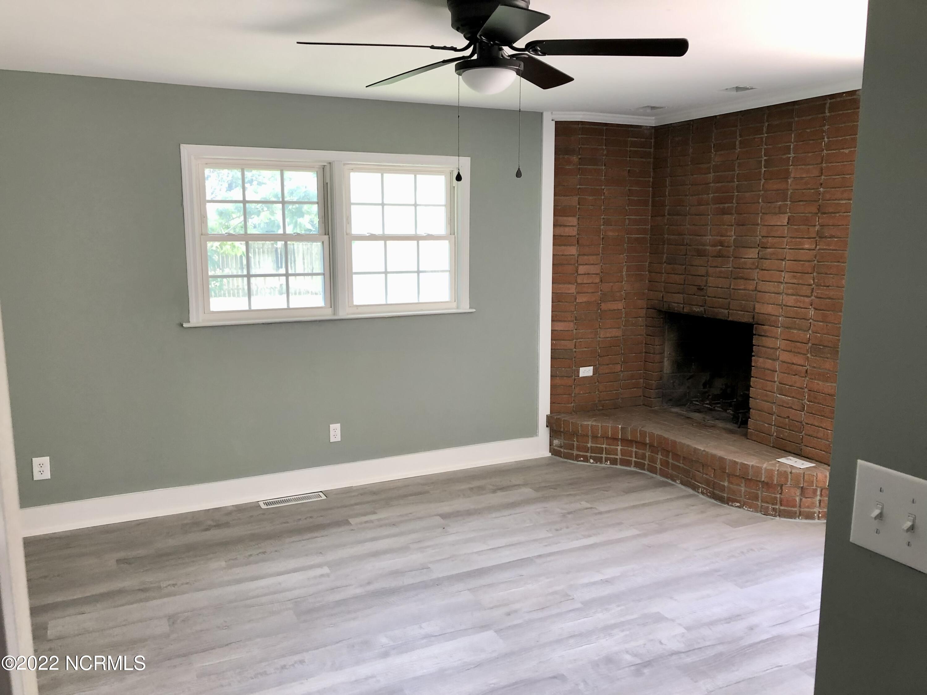 409 Hardy Avenue New Bern, NC 28560 - Photo 18 of 20 Bonus room