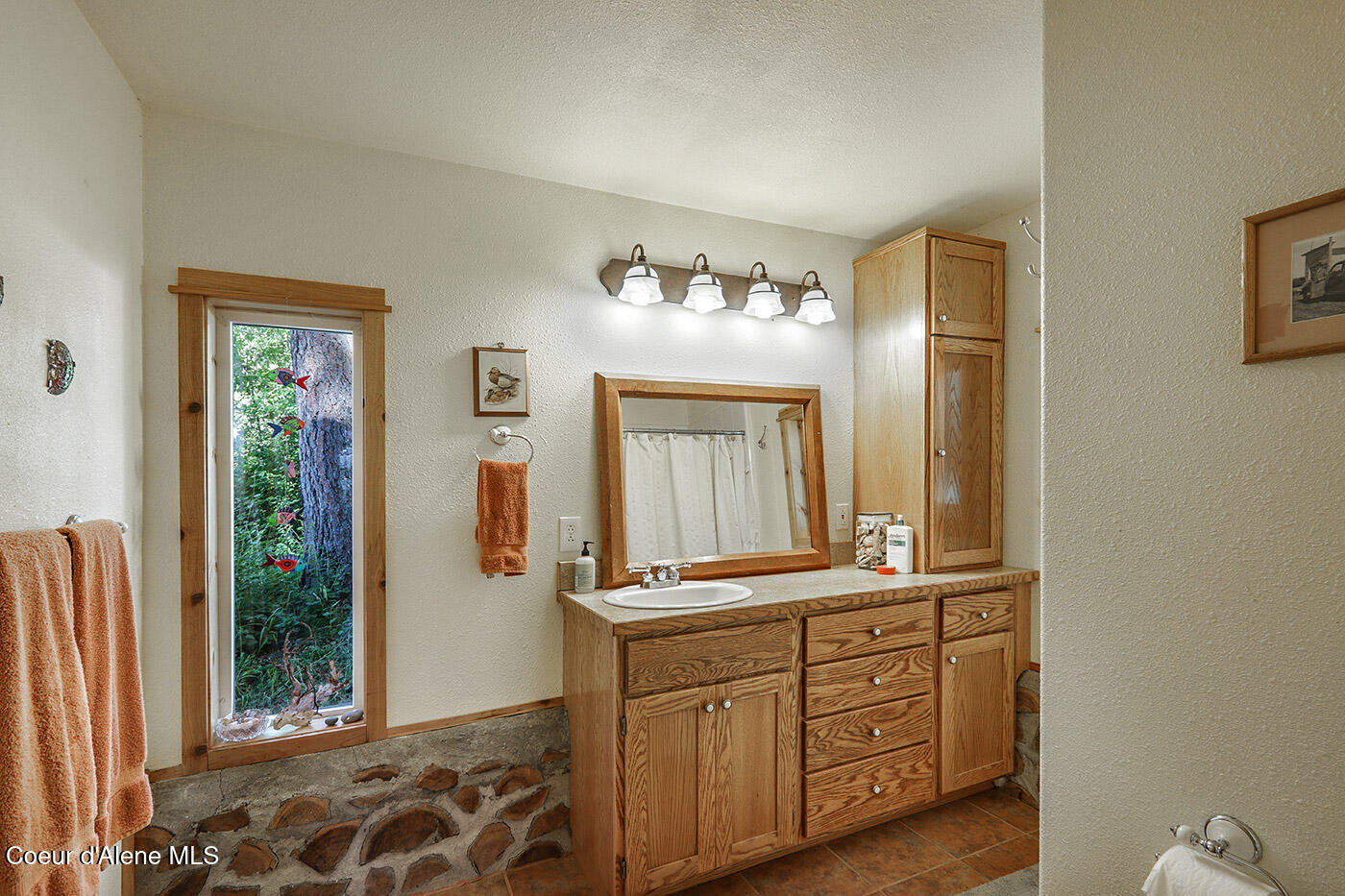 812 Pine Cove Road Clark Fork, ID 83811 - Photo 10 of 37 Bathroom-2