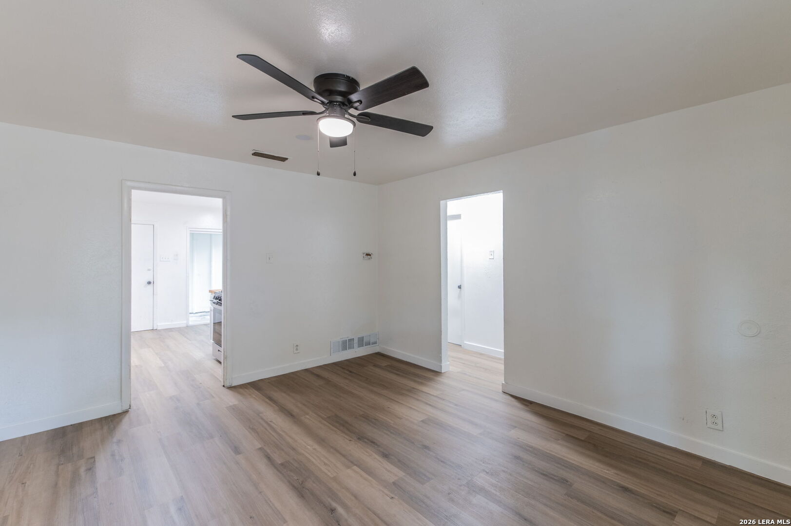 7514 Olusta Drive Dallas, TX 75217 - Photo 11 of 17