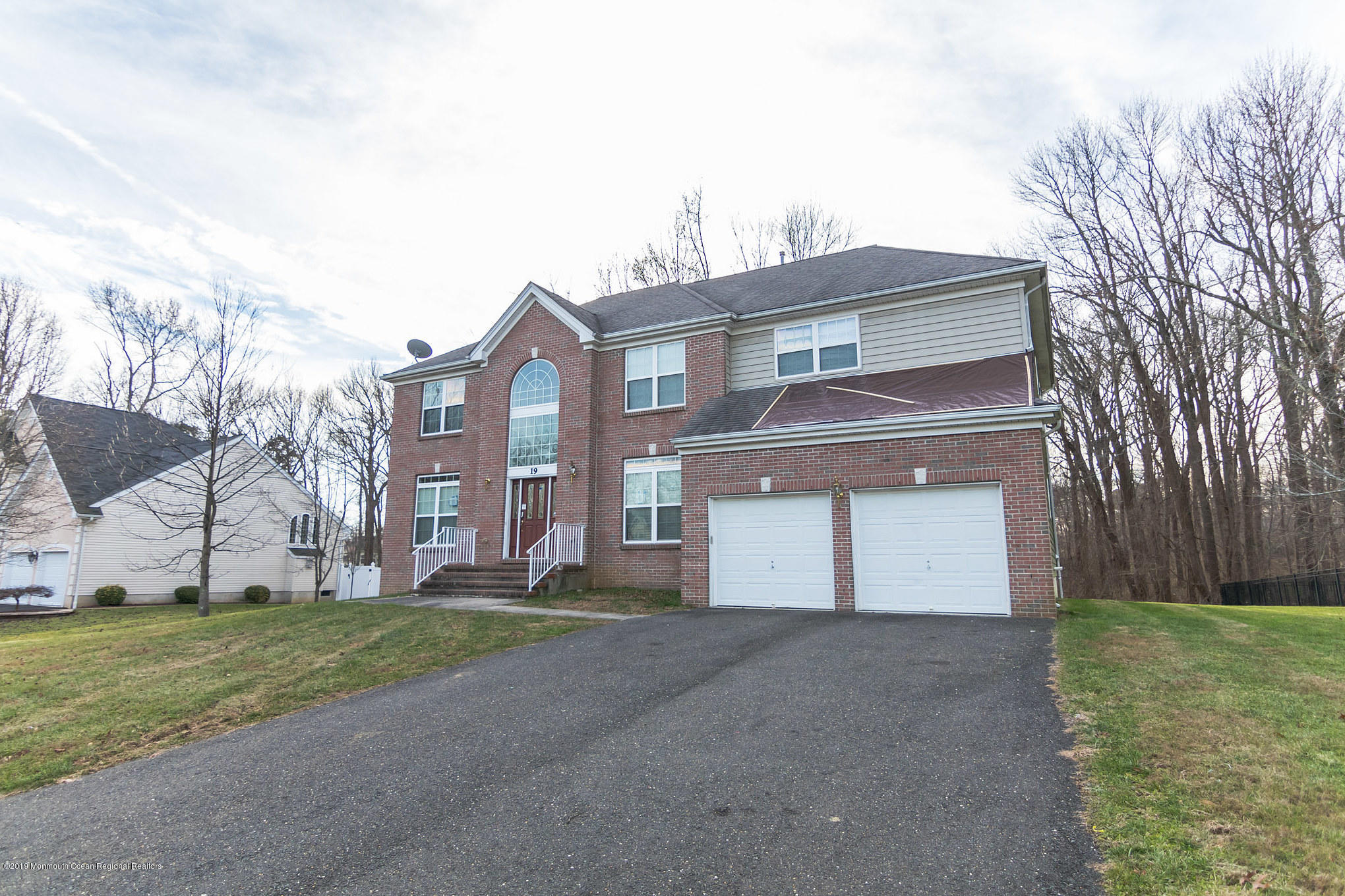 19 Emily Road Manalapan, NJ 07726 - Photo 3 of 34 1 (3)