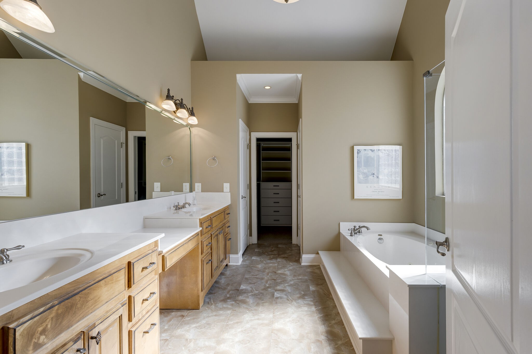 69 Blue Ridge Trace Hendersonville, TN 37075 - Photo 24 of 50 a spacious bathroom with a bathtub sink and mirror