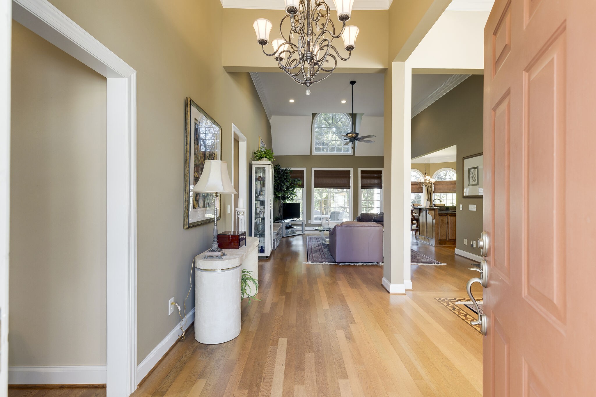 69 Blue Ridge Trace Hendersonville, TN 37075 - Photo 5 of 50 a dining room with wooden floor and chandelier