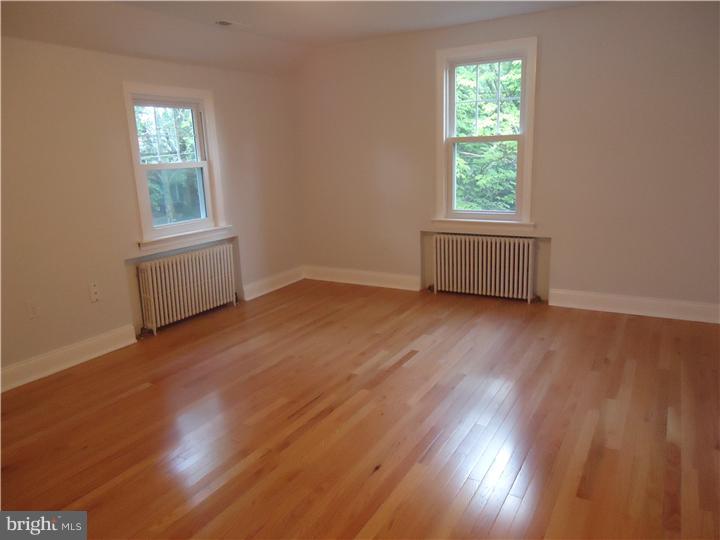 300 Chestnut Street Haddonfield, NJ 08033 - Photo 11 of 18 Master Bedroom