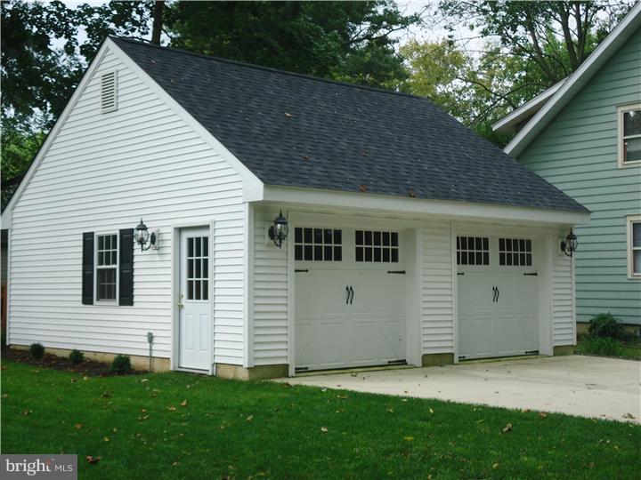 300 Chestnut Street Haddonfield, NJ 08033 - Photo 18 of 18 Garage