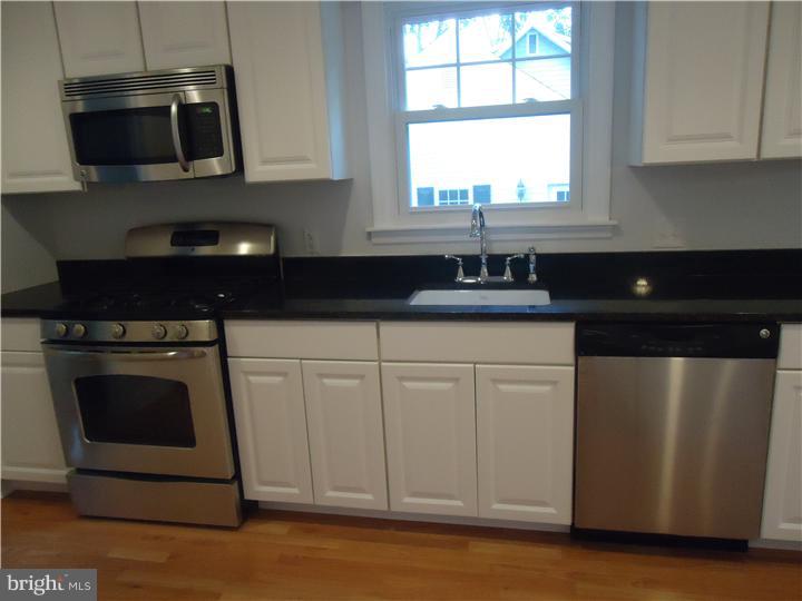 300 Chestnut Street Haddonfield, NJ 08033 - Photo 7 of 18 Kitchen