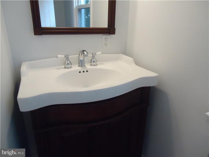 300 Chestnut Street Haddonfield, NJ 08033 - Photo 10 of 18 Half Bath
