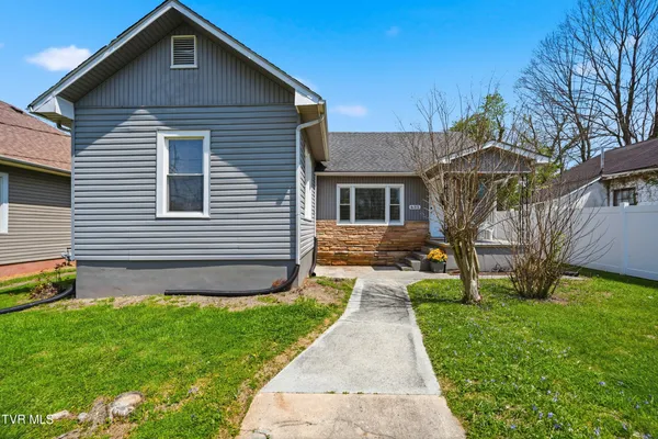 $270,000 | 635 5th Street, Bristol, TN 37620