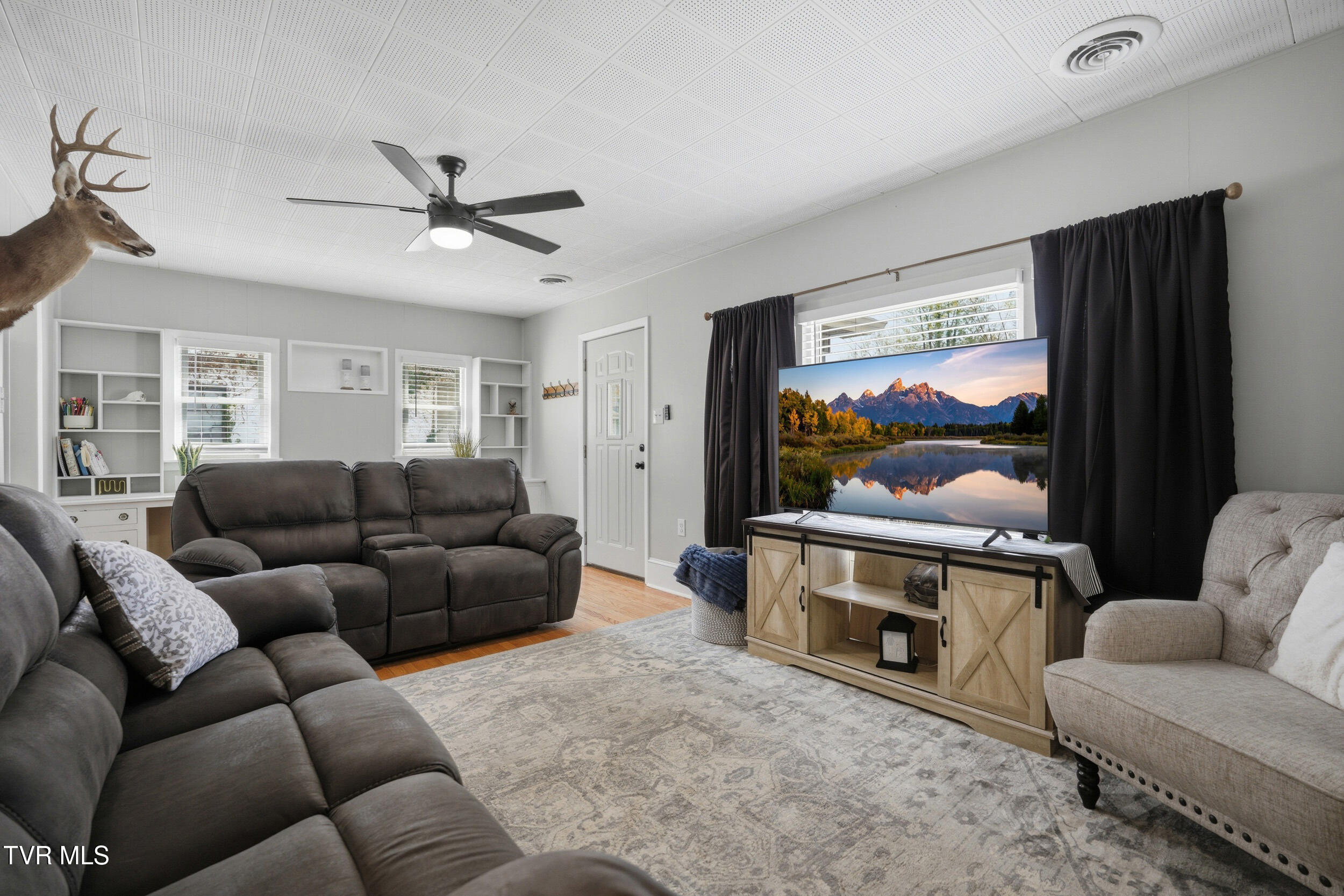 635 5th Street Bristol, TN 37620 - Photo 6 of 33 6_635 5th st-8