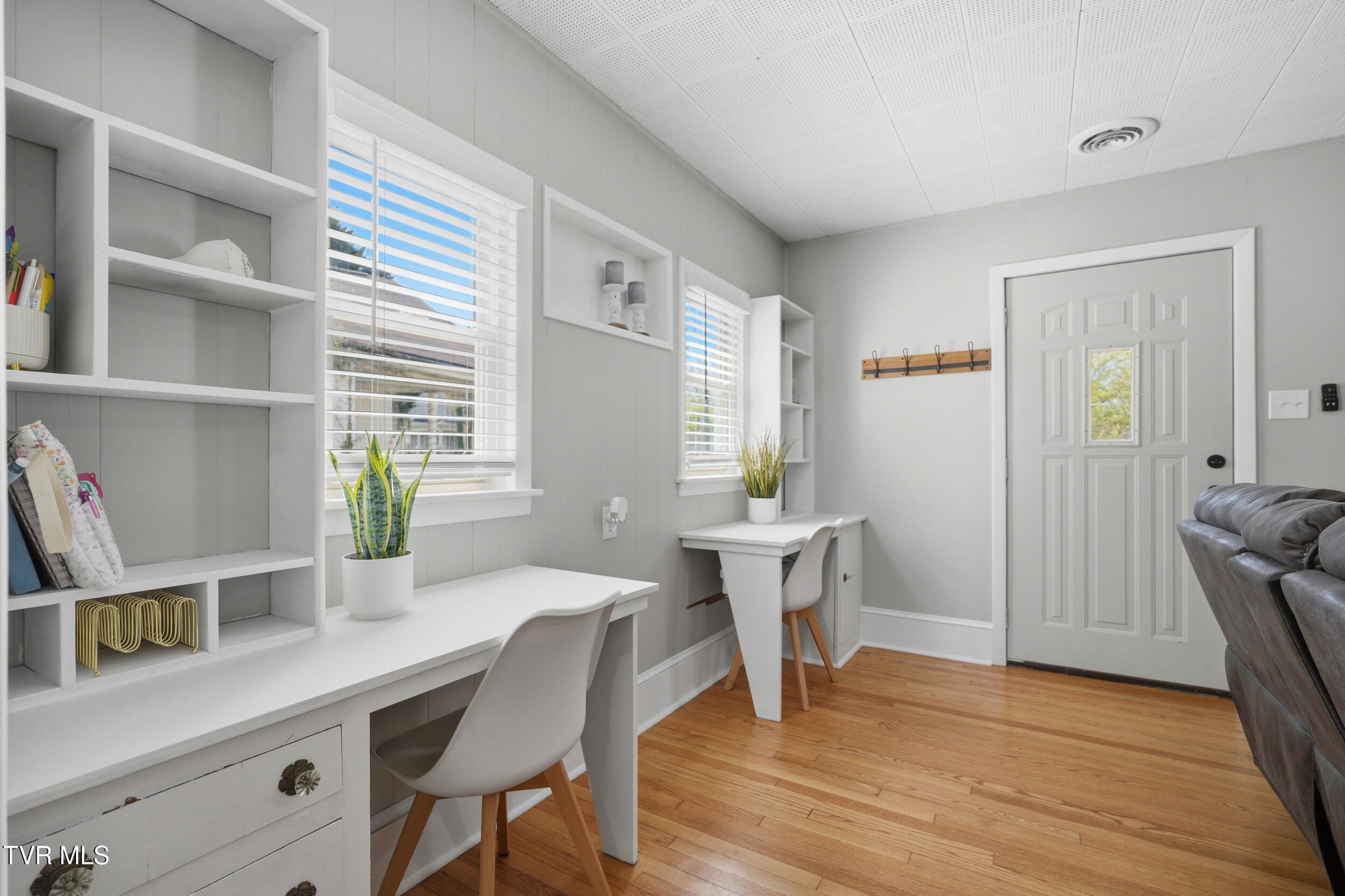 635 5th Street Bristol, TN 37620 - Photo 7 of 33 7_635 5th st-9