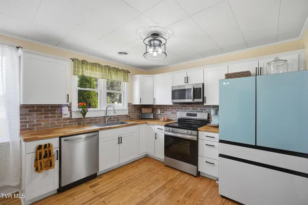 $270,000 | 635 5th Street, Bristol, TN 37620