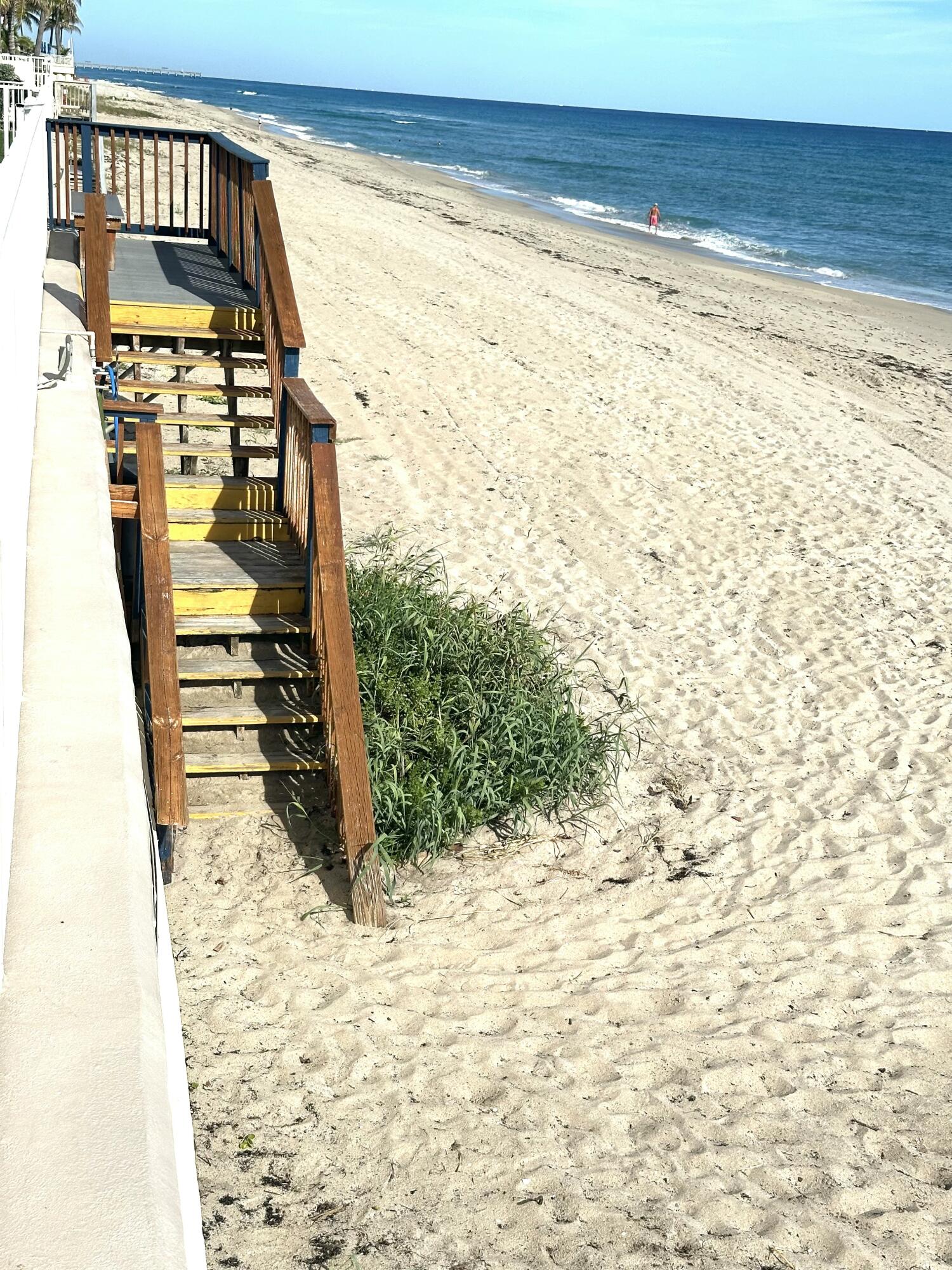 3540 South Ocean Boulevard, Unit 409 South Palm Beach, FL 33480 - Photo 1 of 28 IMG_3508 2