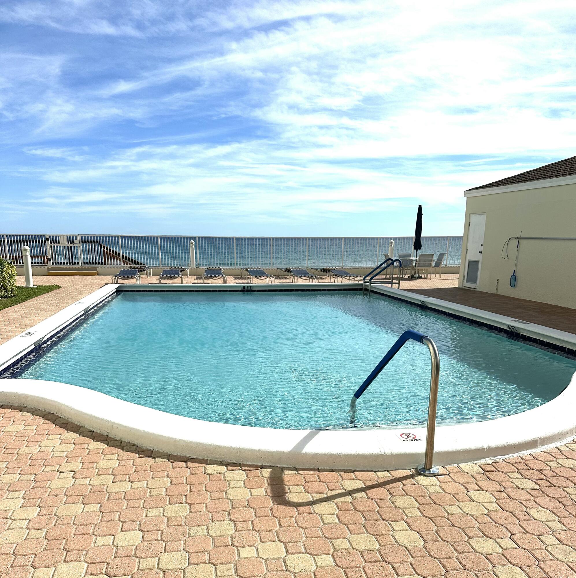 3540 South Ocean Boulevard, Unit 409 South Palm Beach, FL 33480 - Photo 17 of 28 IMG_3501