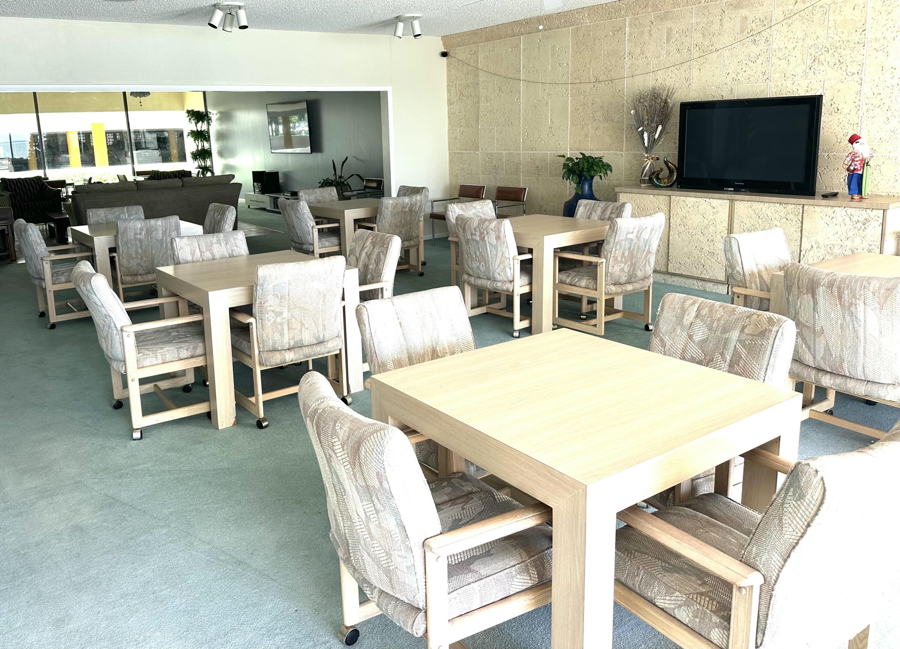 3540 South Ocean Boulevard, Unit 409 South Palm Beach, FL 33480 - Photo 21 of 28 IMG_3513