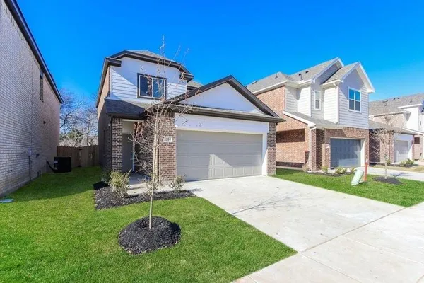 $1,965 | 1304 Ester Lane, Ennis, TX 75119