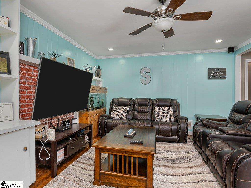 458 Old Boiling Springs Road Spartanburg, SC 29303 - Photo 11 of 29 Gallery Image 11