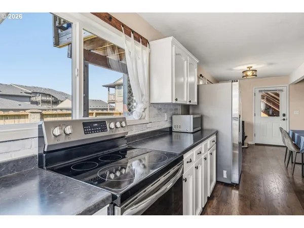 $739,000 | 1214 Moore Street, Brookings, OR 97415