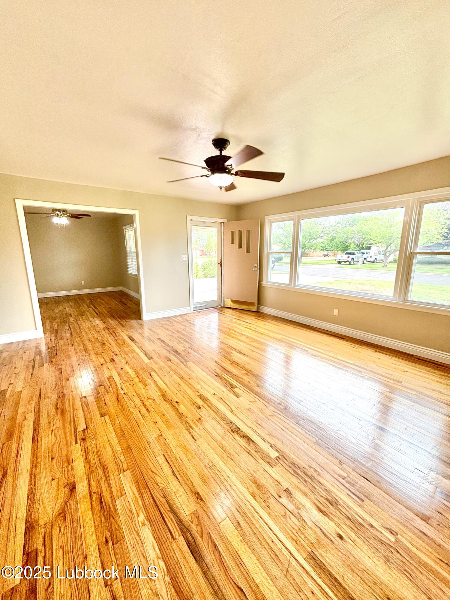 815 Amarillo Plainview, TX 79072 - Photo 2 of 17 a view of an empty room and window