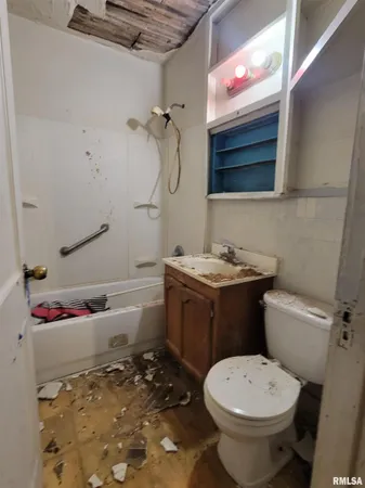 $30,000 | 515 North 2nd Street, Pekin, IL 61554