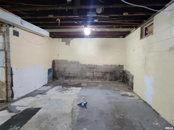 $30,000 | 515 North 2nd Street, Pekin, IL 61554