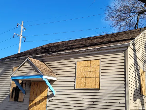 $30,000 | 515 North 2nd Street, Pekin, IL 61554