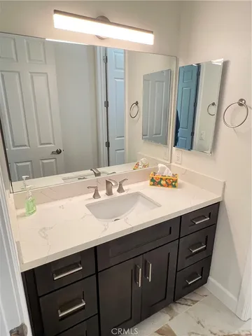 $5,500 | 1011 Hyde Park Drive, Santa Ana, CA 92705