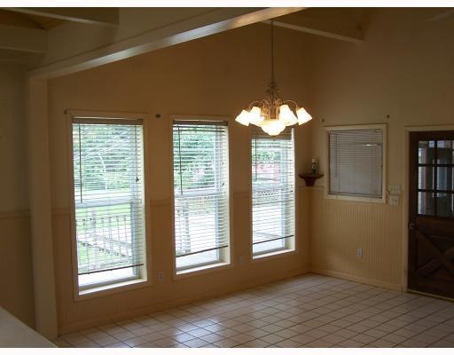 2007 Old Rte 271 Ligonier, PA 15658 - Photo 4 of 16 Kitchen.