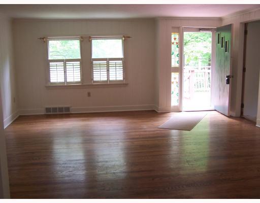 2007 Old Rte 271 Ligonier, PA 15658 - Photo 6 of 16 Living Room.