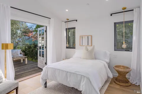 $2,500,000 | 1540 Madrona Avenue, St. Helena, CA 94574