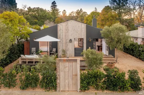 $2,500,000 | 1540 Madrona Avenue, St. Helena, CA 94574