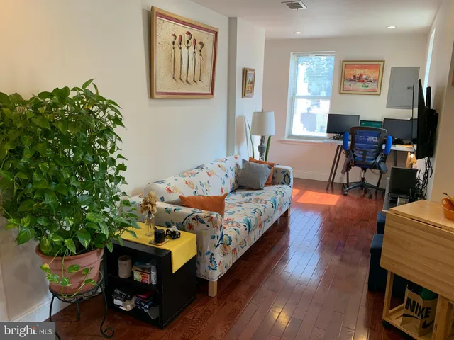 $1,200 | 5137 Hazel Avenue, Unit 3, Philadelphia, PA 19143