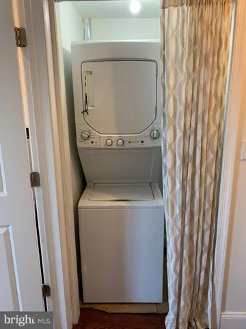 $1,200 | 5137 Hazel Avenue, Unit 3, Philadelphia, PA 19143