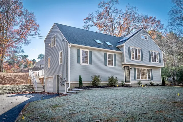 $1,050,000 | 341 Furnace Street, Marshfield, MA 02050