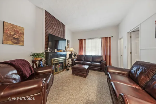 $505,000 | 2242 West Taylor Street, Chicago, IL 60612