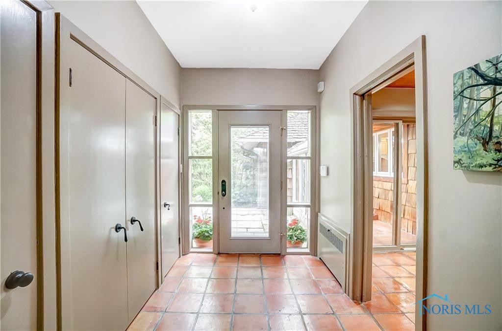 4059 River Road Toledo, OH 43614 - Photo 7 of 50 Gallery Image 7