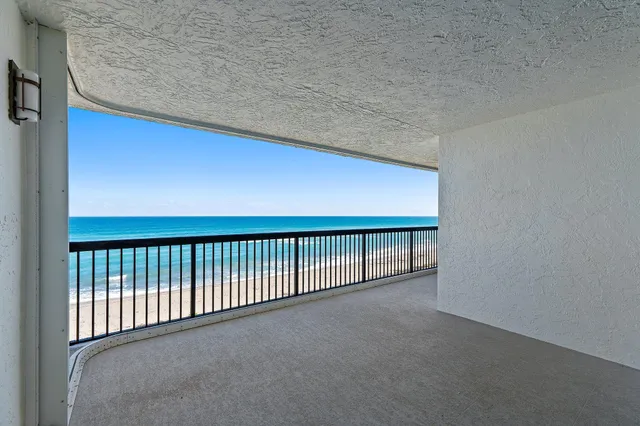 $1,799,990 | 19670 South Beach Road, Unit C513, Jupiter, FL 33469