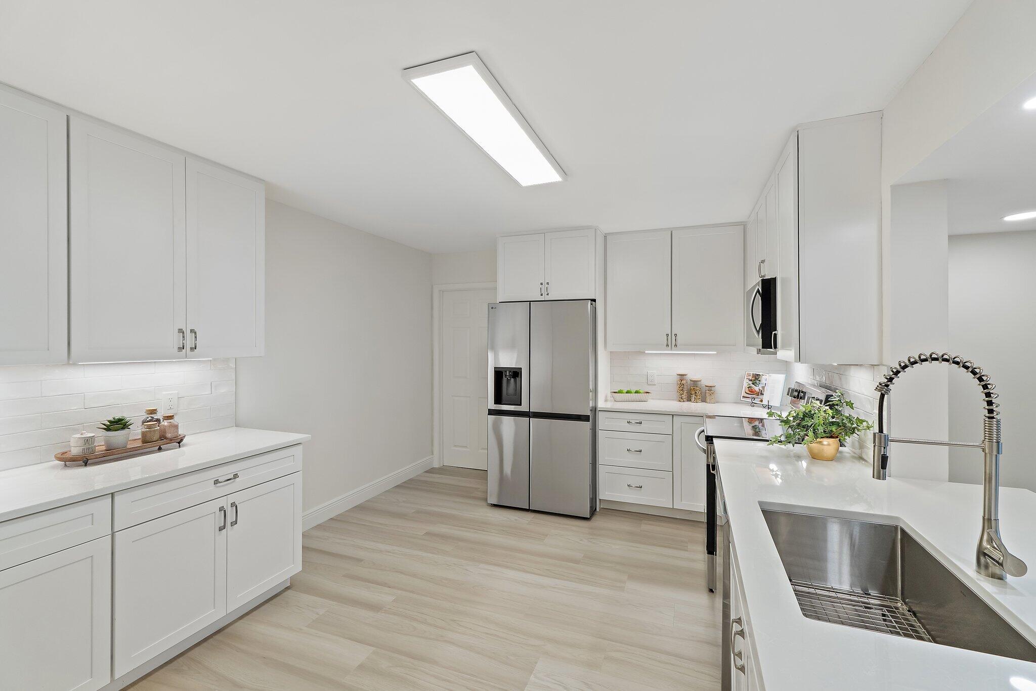 19670 South Beach Road, Unit C513 Jupiter, FL 33469 - Photo 9 of 73 031-19670BeachRd-C513-Jupiter-SMALL