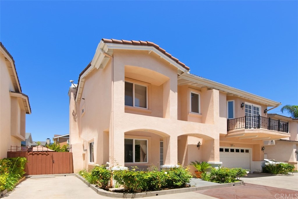 265 Mesa Drive, Unit B Costa Mesa, CA 92627 - Photo 1 of 1