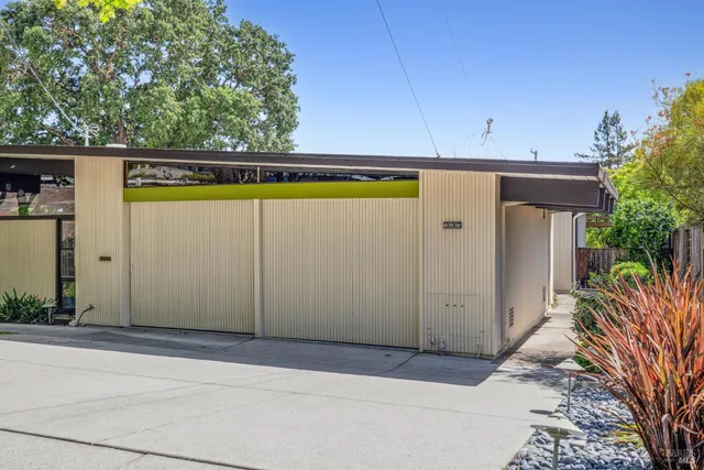 a view of a outdoor space