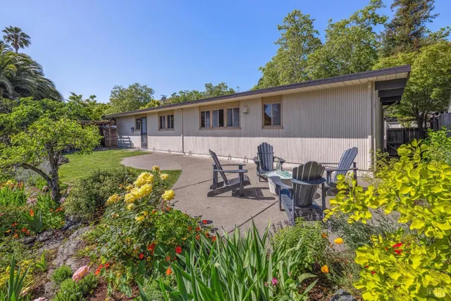 $1,399,000 | 659 Las Colindas Road, San Rafael, CA 94903