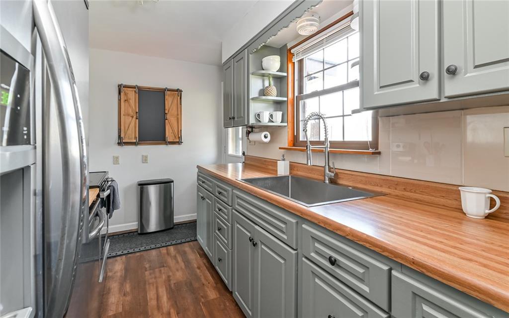 813 Geyer Road Pittsburgh, PA 15212 - Photo 12 of 25 Gallery Image 12