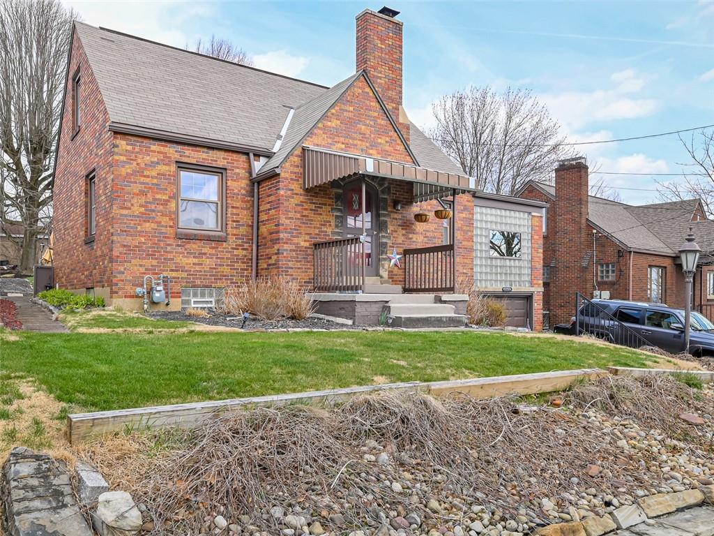 813 Geyer Road Pittsburgh, PA 15212 - Photo 2 of 25 Gallery Image 2