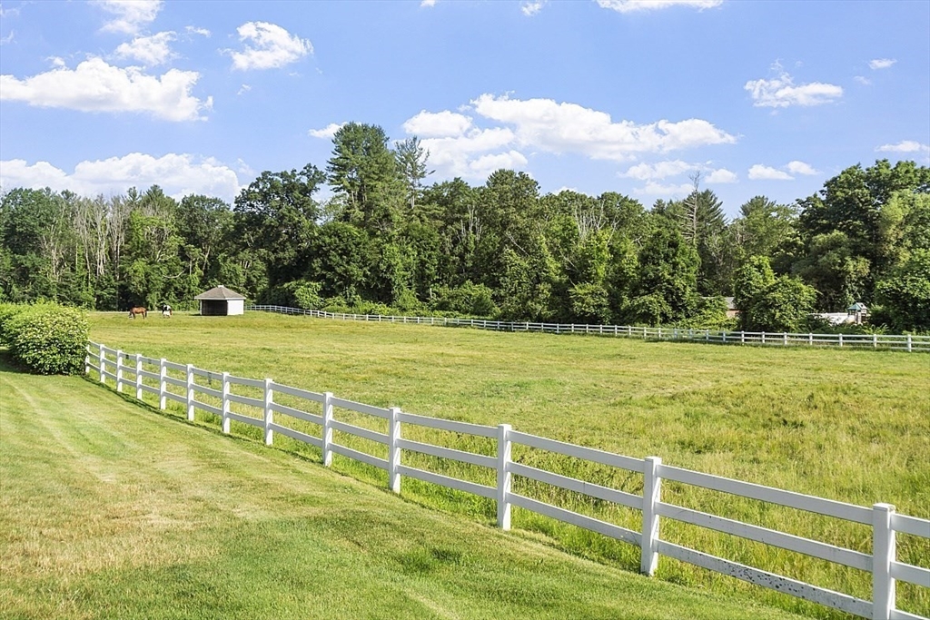 1 Stearns Road, Unit 1 Bedford, MA 01730 - Photo 31 of 32 Gallery Image 31