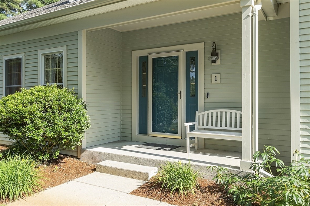 1 Stearns Road, Unit 1 Bedford, MA 01730 - Photo 4 of 32 Gallery Image 4