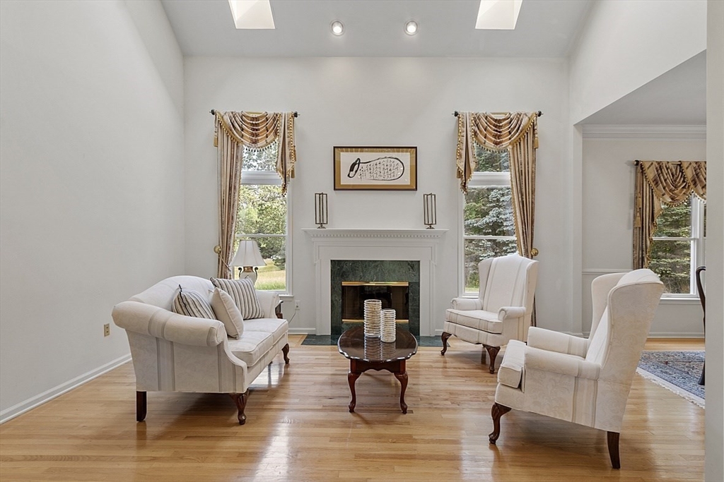 1 Stearns Road, Unit 1 Bedford, MA 01730 - Photo 7 of 32 Gallery Image 7