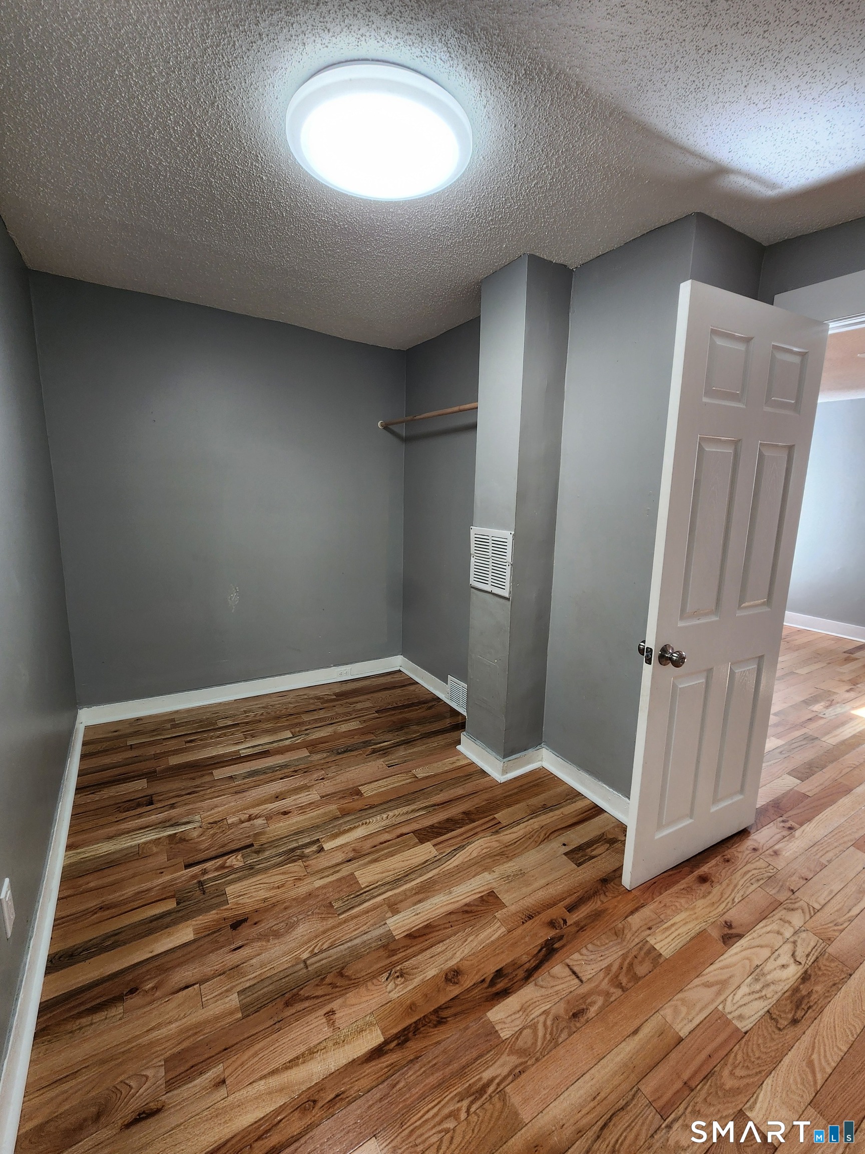 87 Spring Street, Unit 2 New Haven, CT 06519 - Photo 7 of 9